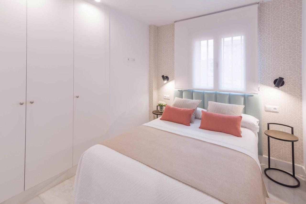 Premium Apartment & Free Parking By Ele Apartments Malaga Exterior photo