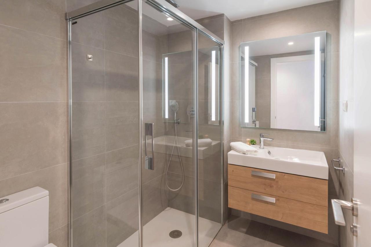Premium Apartment & Free Parking By Ele Apartments Malaga Exterior photo